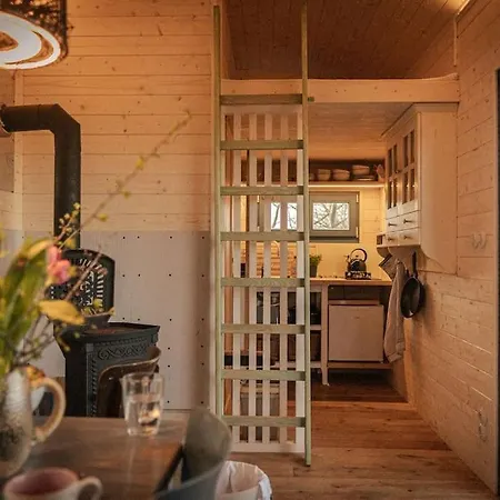 Visnovka - Maringotka Uprostred Prirody U Kutne Hory * 库特纳霍拉